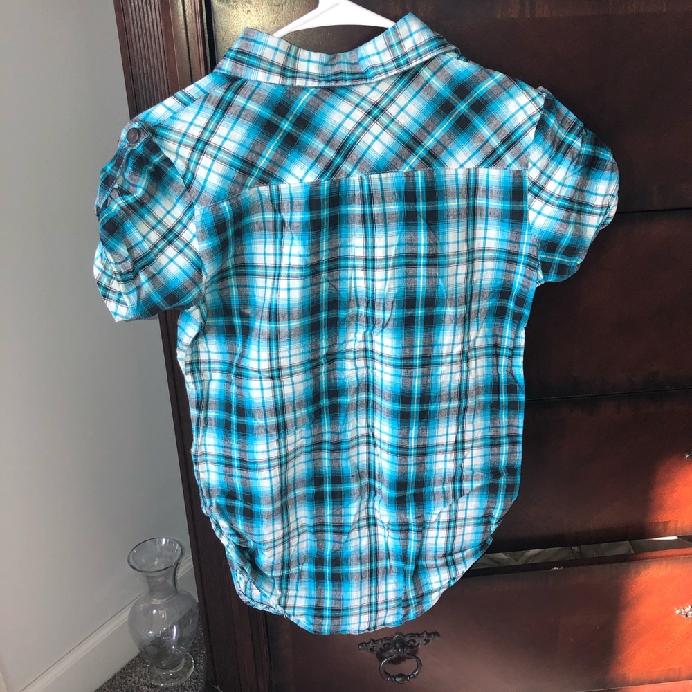 Small stretchable top - Picture 2 of 5